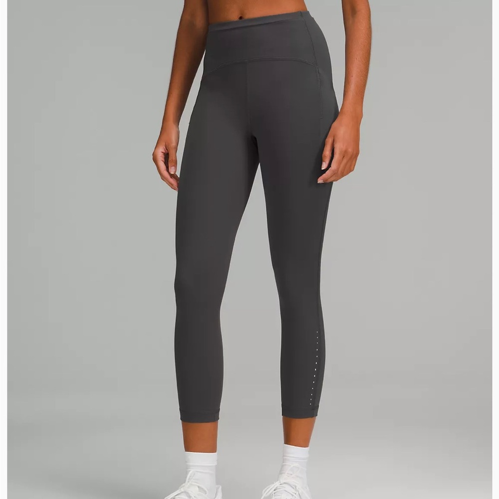 Swift Speed High-Rise Crop 23"